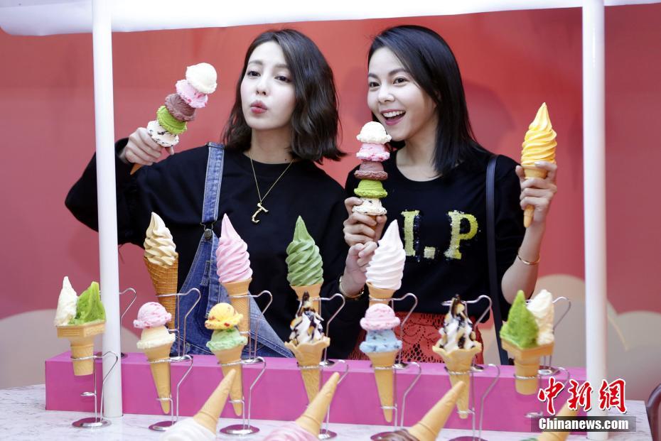 html運行代碼_妻子酒后致電男閨蜜告白，次日男閨蜜床邊相伴，丈夫僅留紙條離去