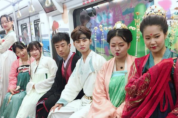 小娜cortana永久關(guān)閉_中國(guó)排名：竇澤成上升到226位 白政愷升至718位