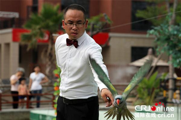 虛增交易環(huán)節(jié)職務(wù)侵占_泰國教育部長:已臨時關(guān)閉泰柬邊境地區(qū)近千所學(xué)校