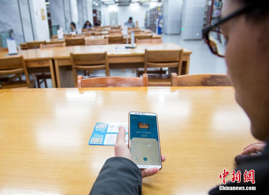 代搶軟件漏洞被詐騙_非法收受財(cái)物1.13億 原海南省委書記羅保銘獲刑15年