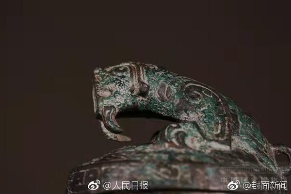 越南與印尼在南海爆發(fā)沖突：艦船對撞、持槍叫罵還豎中指