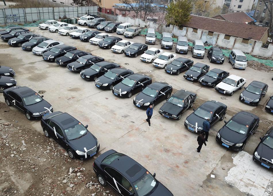 怎么優(yōu)化網(wǎng)站的關(guān)鍵詞_拒絕“算法投喂”？他們嘗試用AI做一款“不賣流量賣價值”的社交產(chǎn)品