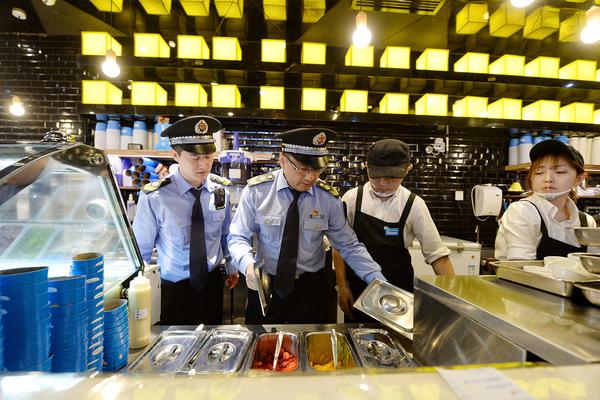 24元買入2元左右減持華夏幸福：平安人壽與王文學翻臉