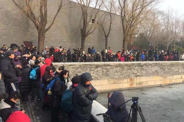 白蘋果獲取shsh_首個雪假撬動市場 新疆冬游迎來消費新高峰