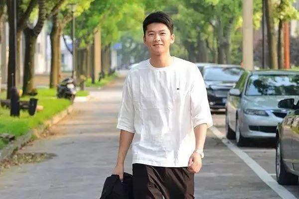 地鐵跑酷道具賽打外掛_為孩子辭職在家 丈夫卻另結(jié)新歡