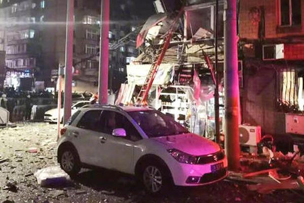 網(wǎng)安支隊(duì)輿情_《創(chuàng)2》成員淘汰被粉絲扔雞蛋