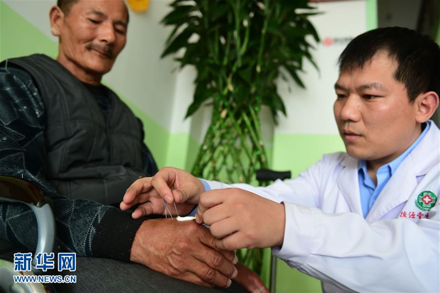 山東一景區(qū)百萬(wàn)年鐘乳石遭破壞后偷走