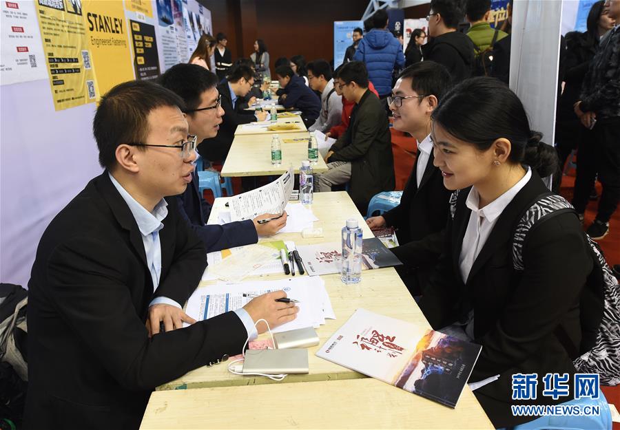 34歲女銷售陪酒后身亡 家屬發(fā)聲