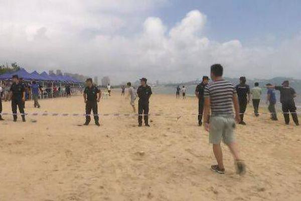 自動(dòng)增加網(wǎng)頁的軟件_廣汽埃安：圖片錯(cuò)了，埃安UT super沒有天窗