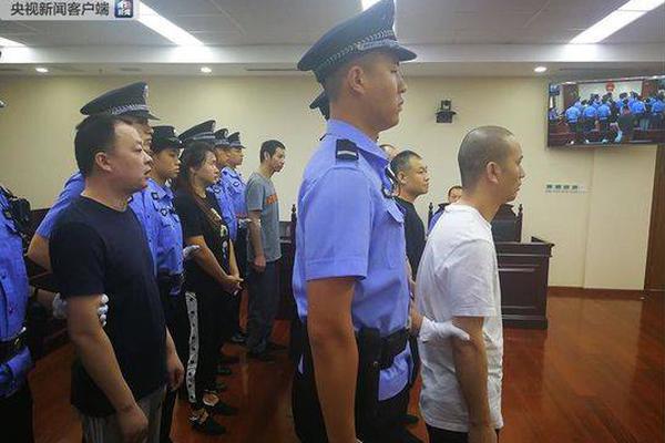 “堅(jiān)持對外開放，推動(dòng)多領(lǐng)域合作共贏”