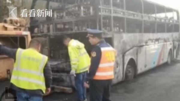 手機游戲源碼交易平臺_大學(xué)生走進“未來工廠”，探索智能制造新圖景