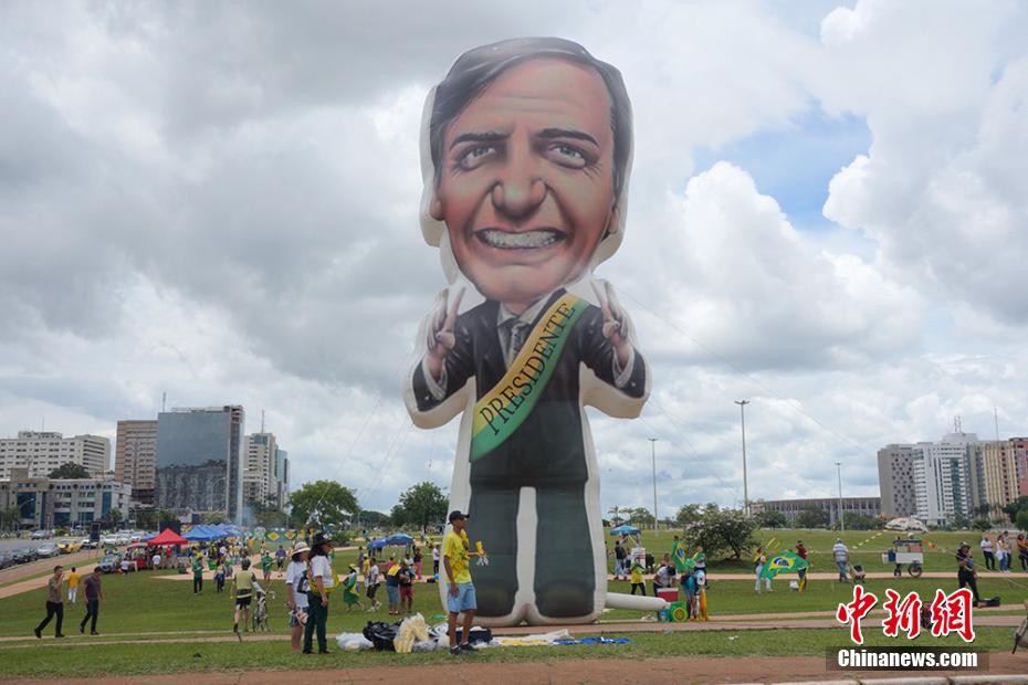 抽獎(jiǎng)轉(zhuǎn)盤在線生成器_薩蘇：尋找黑水河之戰(zhàn)的真相