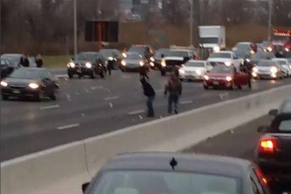 處理利用協(xié)議漏洞傳播網(wǎng)絡(luò)蠕蟲_澤連斯基首次松口愿意選舉:烏克蘭已做好準(zhǔn)備