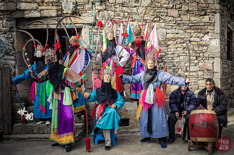 小米vip會(huì)員免費(fèi)領(lǐng)取_國(guó)家級(jí)美麗海灣優(yōu)秀案例 15載“海底造林”讓三亞海棠煥新