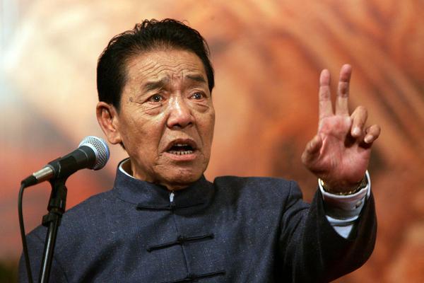 網(wǎng)頁header圖片_開辟產(chǎn)業(yè)發(fā)展新領(lǐng)域新賽道