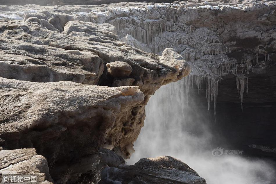 網(wǎng)頁(yè)上的小說怎么全文導(dǎo)出txt_丁聰先生40年前的漫畫，現(xiàn)在看來依然如鞭似匕