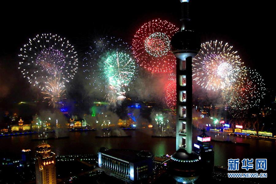 ai雙色球選號機選號_查洛巴：我身背黃牌所以教練讓我下場；阿昌龐踢得非常好