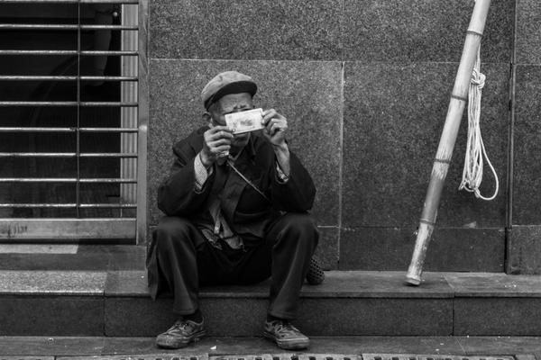 黑客破解別人微信密碼的教程視頻_奧迪