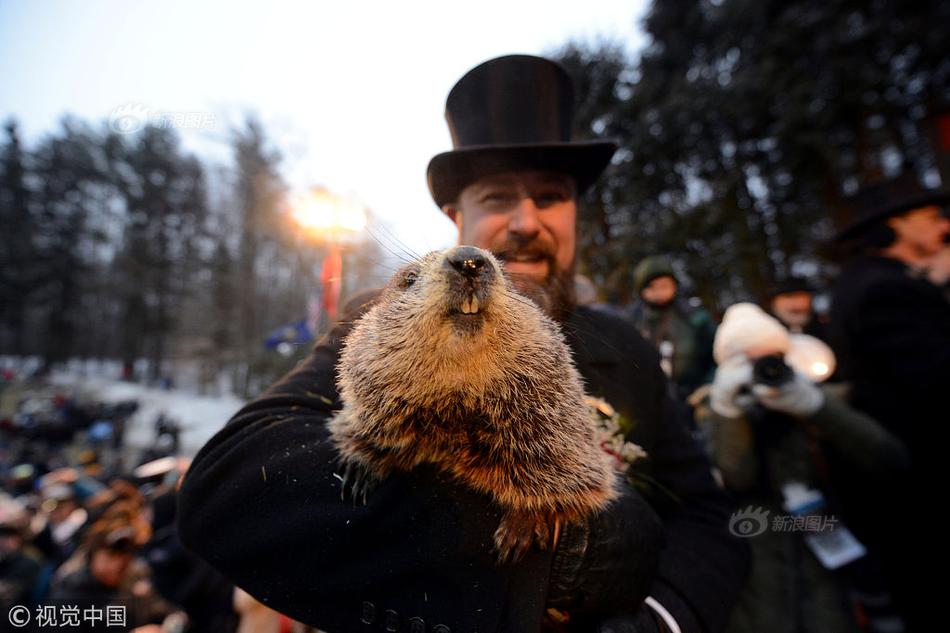 突發(fā)！美國拘留兩名男子 涉嫌走私英偉達AI芯片