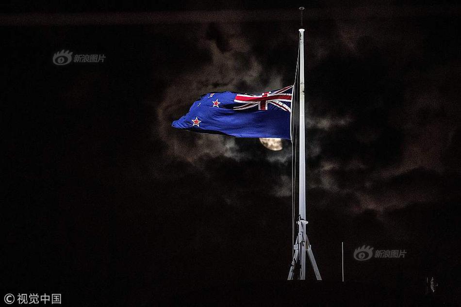 網(wǎng)站被黑要交贖金_新疆勞動(dòng)者丨烏魯曼·哈力亞：我是國門“汽車擺渡人”