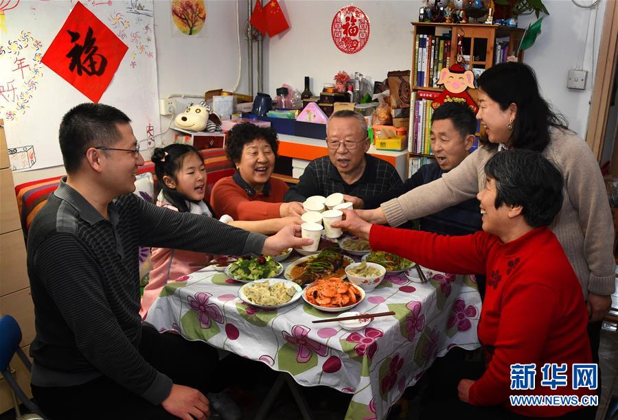 網(wǎng)站游戲在線玩_中山大學(xué)學(xué)生自主研制立方星在酒泉成功發(fā)射