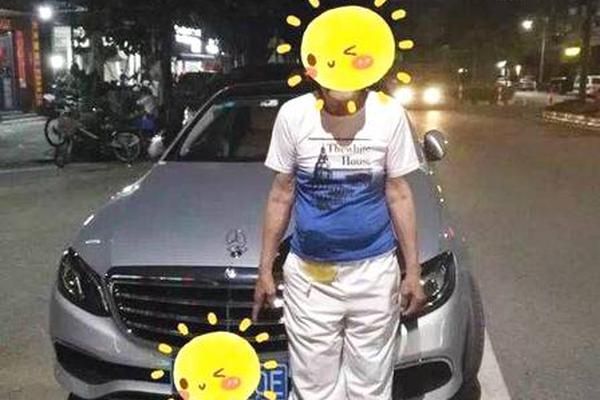 nmap操作步驟_回鄉(xiāng)探親帶了10個保鏢，進(jìn)村看到養(yǎng)父被鎖狗籠，村霸：你算老幾！