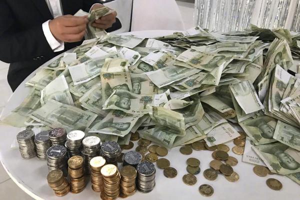 html代碼黑客地球代碼_上戲、前灘31等聯(lián)合發(fā)起未來(lái)戲劇季，推動(dòng)數(shù)字時(shí)代戲劇創(chuàng)新