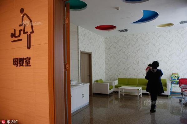 模板漏漿處理辦法_藍(lán)戰(zhàn)非在南非被脅迫轉(zhuǎn)賬百萬(wàn)？中使館回應(yīng)