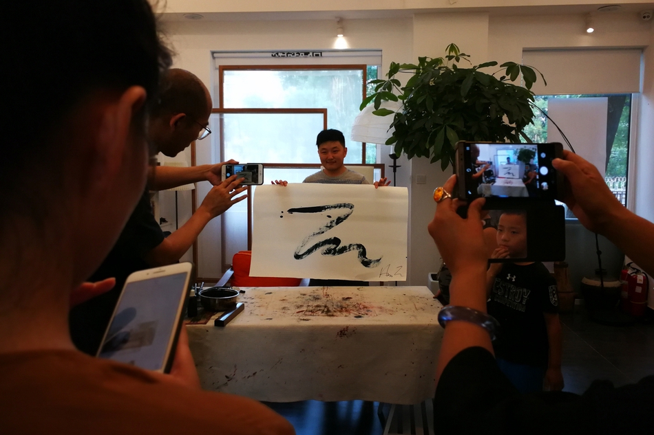 網(wǎng)頁代碼手機(jī)號碼數(shù)字11位數(shù)怎么弄_從北到南精彩不斷 冰雪運動“燃”動冬日