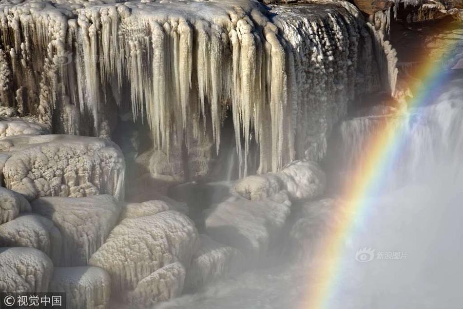 大數(shù)據(jù)揭示外媒眼中的中國(guó)經(jīng)濟(jì)關(guān)鍵詞