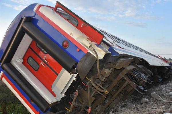 app內(nèi)測分發(fā)托管平臺(tái)_為什么人類有不同的膚色？