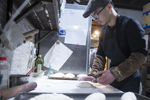 廣東一周暴發(fā)14起居家上網(wǎng)課_這樣的佩萊還需要輪換嗎？