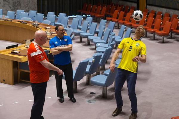 weblogic是干什么用的_今日國(guó)際國(guó)內(nèi)財(cái)經(jīng)新聞精華摘要｜2025年12月10日