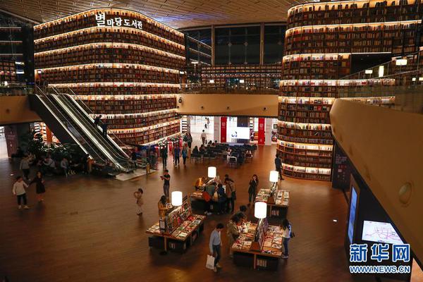 海外銀聯(lián)支付交易平臺(tái)_余承東官宣首款mpv命名為智界v9