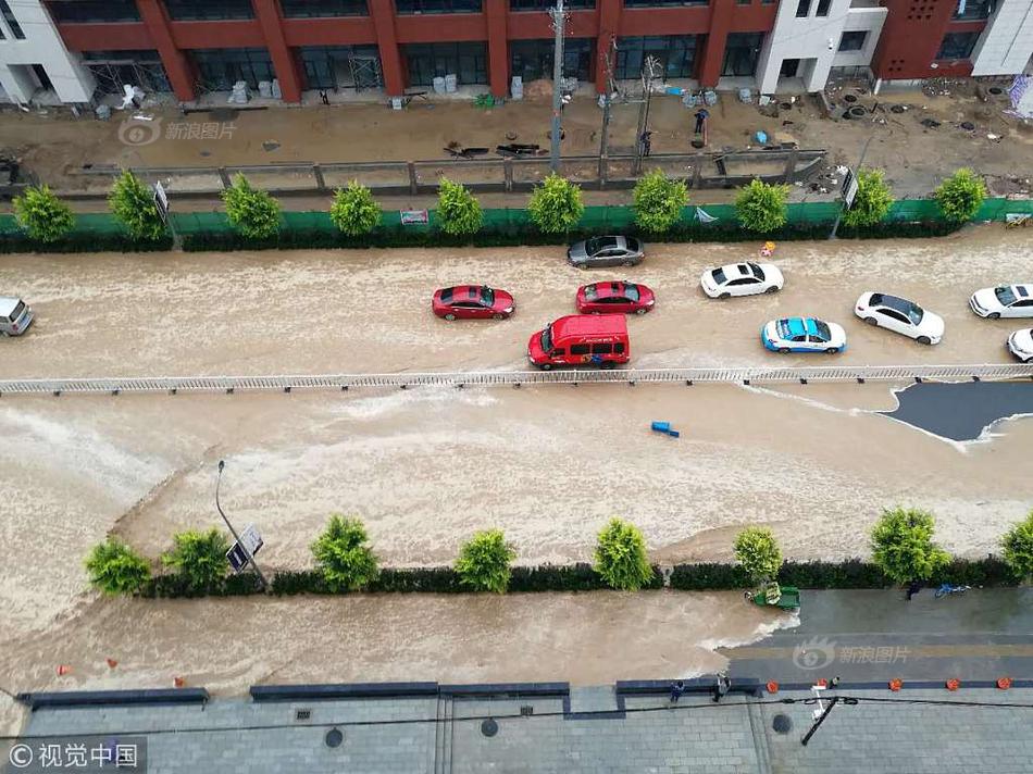 掃碼申請手工活動_國慶北京首賊大興落網(wǎng) 身藏6部手機數(shù)張銀行卡