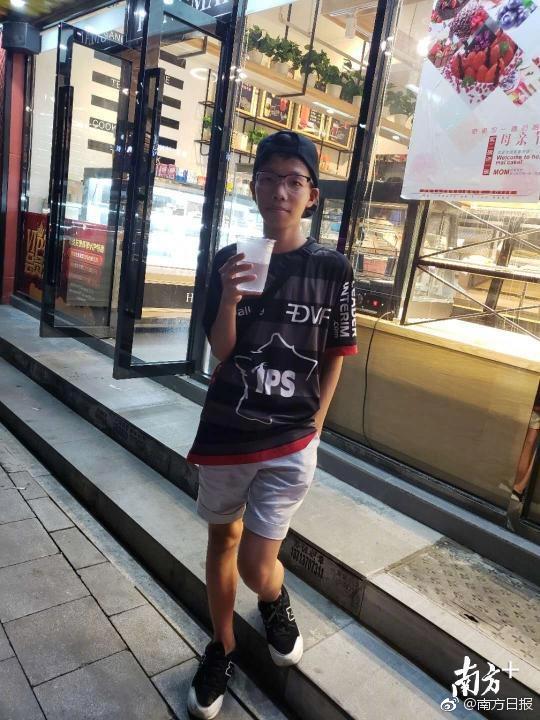 樂(lè)高用積木搭了輛本田