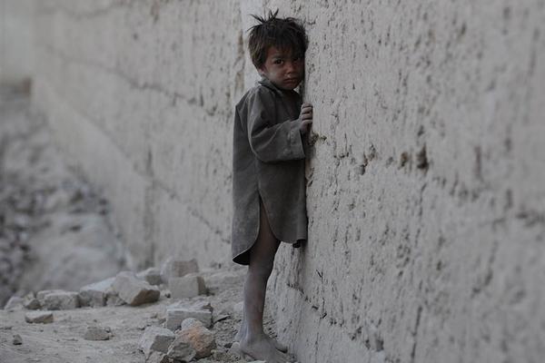 人民熱評(píng)：“掛牛頭賣礦石”，須給公眾一個(gè)交代