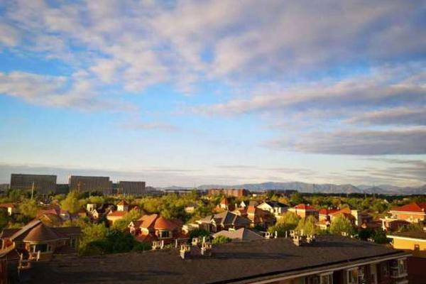 網(wǎng)站管理系統(tǒng)cms_開啟好房子人居革命|逆勢熱銷 主城現(xiàn)象級紅盤引爆懷柔樓市