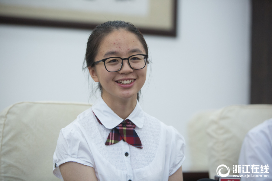 香港成立獨(dú)立委員會 要求9個(gè)月內(nèi)完成大埔火災(zāi)成因報(bào)告