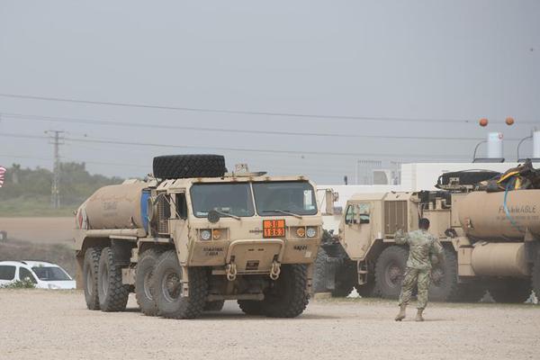 谷歌海外推廣收費標準_氣吹的？彭昱暢腹肌消失，小李子魔鬼訓練