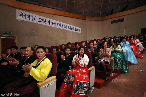 java從入門到精通視頻教程_【GET2025】小葉子&刺猬英語創(chuàng)始人葉濱:AI與游戲化的融合突破