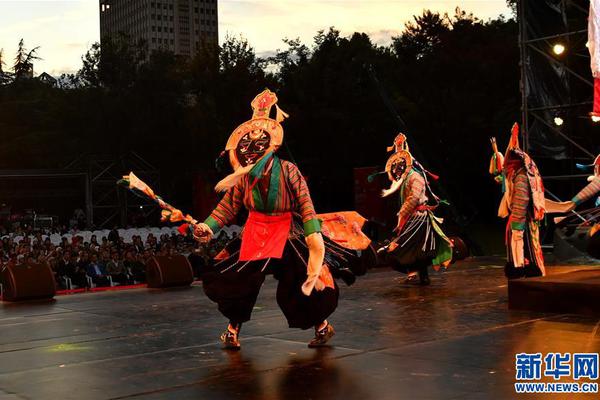 剛?cè)岵?jì)促進(jìn)信用修復(fù)（人民時評）