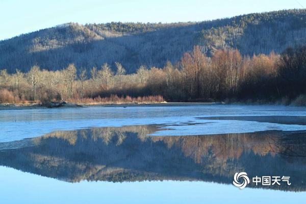 多所高校停招外語專業(yè)并非外語學習“終場哨”