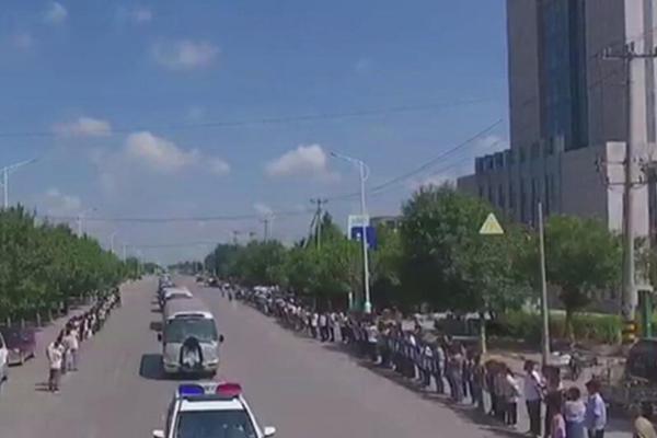 法律途徑和申訴維權(quán)的區(qū)別_朱老六控股股東家族成員減持：擴(kuò)產(chǎn)后遭遇量價(jià)齊跌 盈利能力連續(xù)下滑