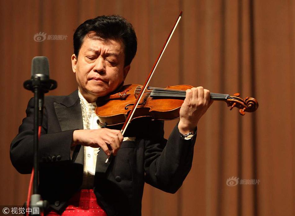 女臥底執(zhí)行秘密任務_中國工藝美術(shù)產(chǎn)業(yè)之路的“七連問”