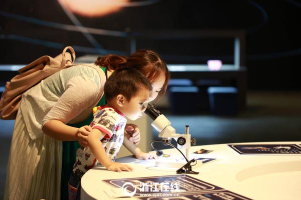 拼多多網(wǎng)首頁官網(wǎng)_山海協(xié)同陸海聯(lián)動(dòng)繪就萬里山河新畫卷