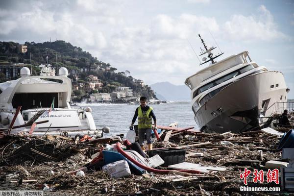 deepseek網(wǎng)頁版入口_讀城 | 淮安大眾劇場(chǎng)歸來：75年老戲院的“破墻”新生