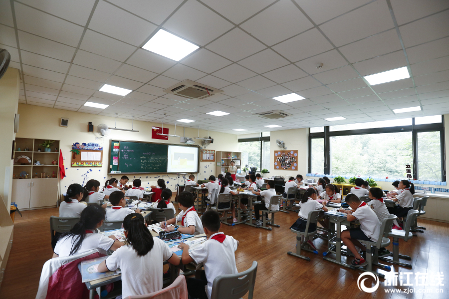 全流程全要素控標(biāo)是什么_一顆能量膠囊下，藏著AI眼鏡先驅(qū)Rokid樂奇怎樣的心思？