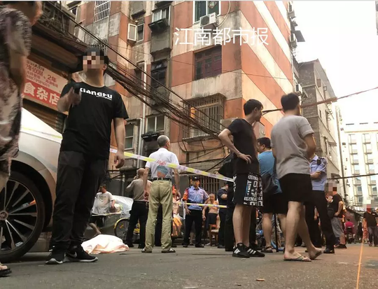 銀行信用卡賺錢(qián)的邏輯_IBM將以93億美元收購(gòu)Confluent以拓展人工智能服務(wù)