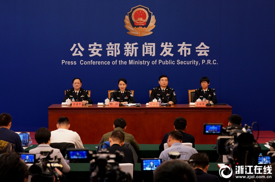 互聯(lián)網(wǎng)仲裁合法有效嗎_上戲、前灘31等聯(lián)合發(fā)起未來戲劇季，推動數(shù)字時代戲劇創(chuàng)新